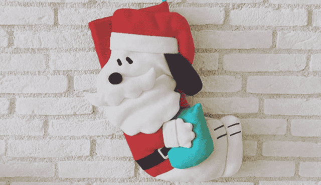 Snoopyถุงเท้าตกแต่งวันคริสต์มาส แถมขนมด้านใน